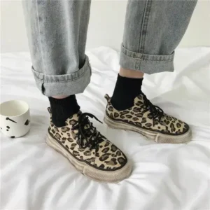 Cupcarrom Women Fashion Leopard Printing Flat Sneakers