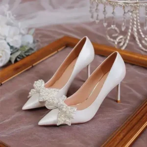 Cupcarrom Women Fashion Sexy Pointed Satin Pearl Pointed Toe Shoes