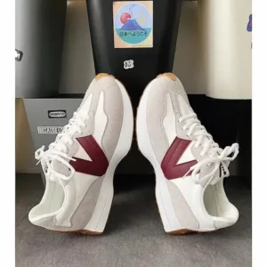 Cupcarrom Men Fashion Breathable Lightweight Color Block Sneakers