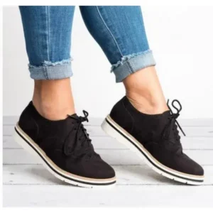 Cupcarrom Women Retro Plus Size Simple Solid Color Lace-Up Round Toe Sneakers