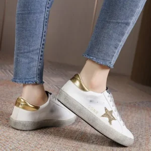 Cupcarrom Women Fashion Casual Plus Size Star Round Toe Sneakers